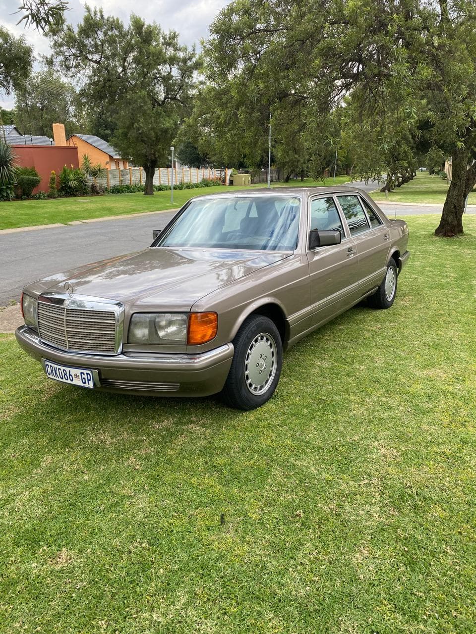 1988 Mercedes-Benz 380SEL W126
